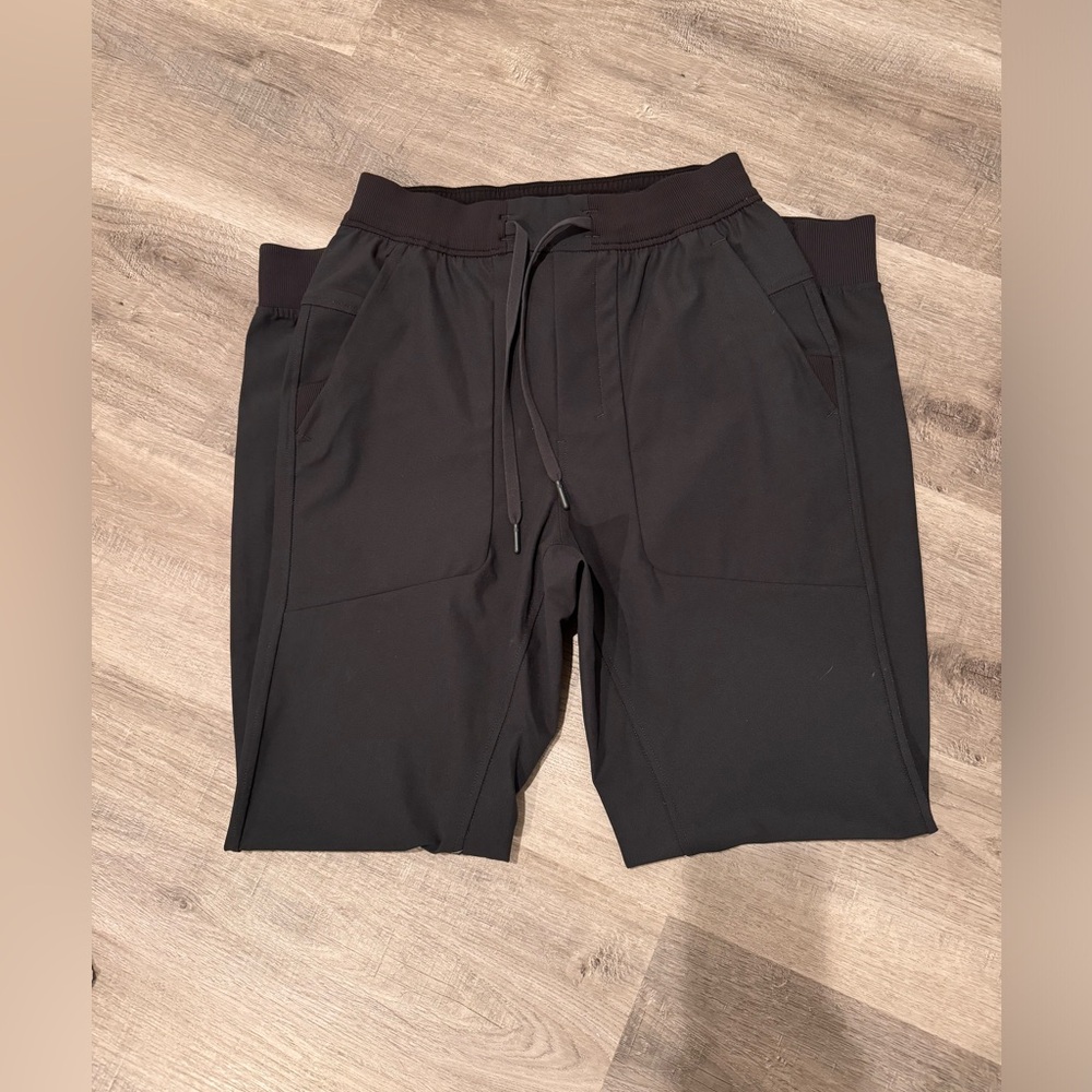 lululemon joggers